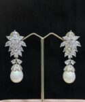 Pearl drop Earring