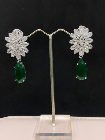 Emerald drop earring